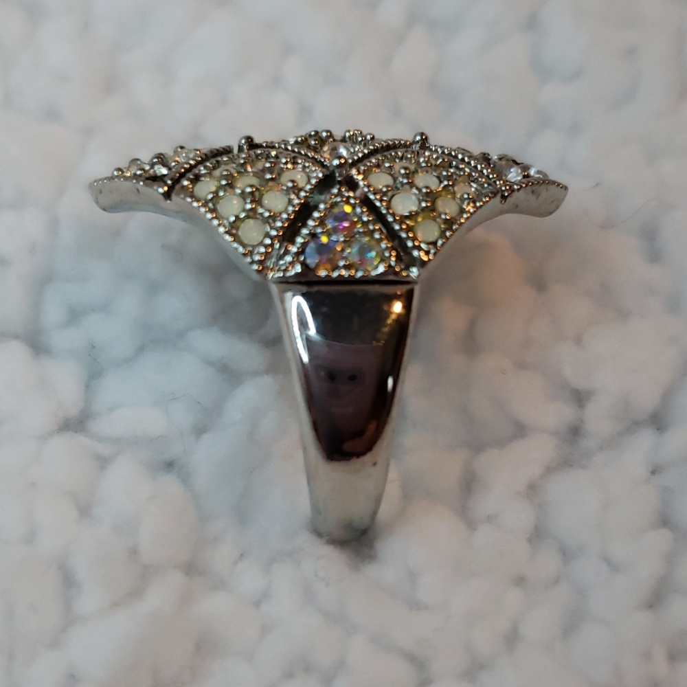 Express Ring - Picture 2 of 10